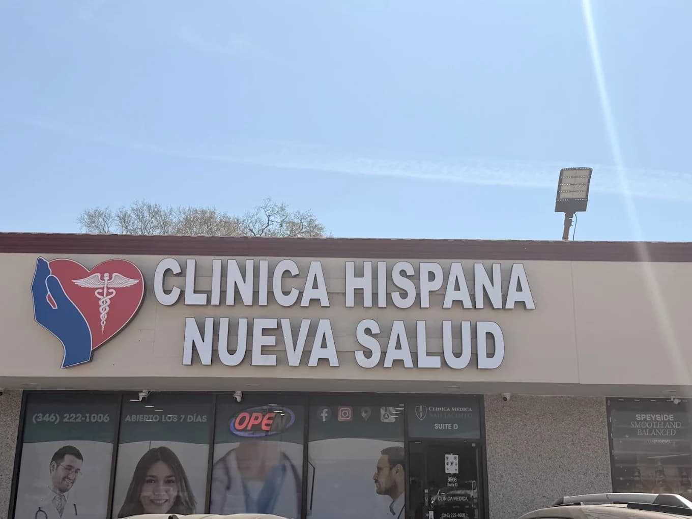 Fachada de Clínica Hispana Nueva Salud La Porte en 9606 Spencer Hwy Ste D, La Porte, TX